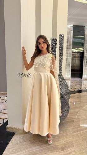 فستان بيج بتفاصيل شك