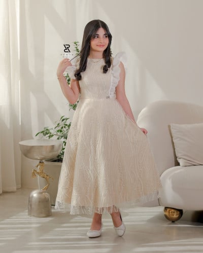 فستان بيج مطرز مميز