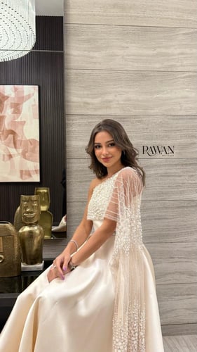 فستان بيج بتفاصيل شك