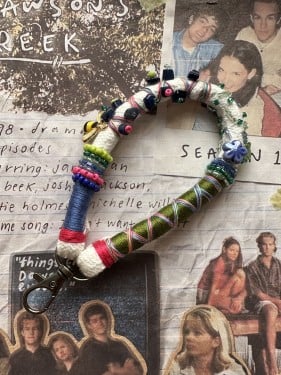 ميدالية مطرزة 15