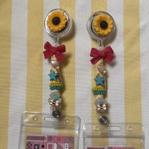Sun flower card holder