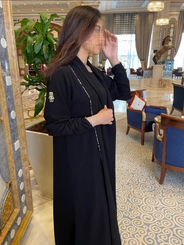 عباية بخطوط ورد من الكريب الكوري #66