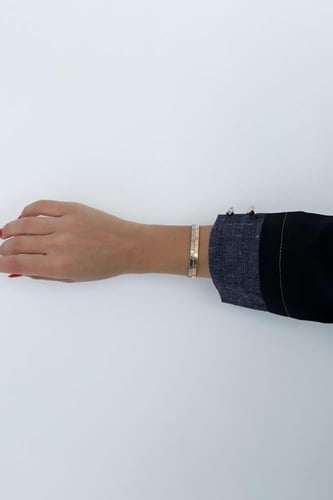 تسليم فوري - عبايه كريب ياباني اسود وتفته وقميص لن...