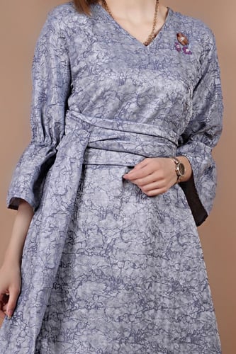 جلابيه/ فستان من التفته بربطه خصر منفصله