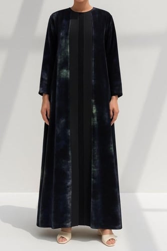 تسليم فوري - عبايه مخمل أسود كوري مموج بلون فيروزي...