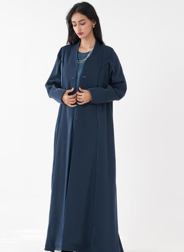 عبايه بليزر باللون الفيروزي محدده بمخمل وسوارفكسي...