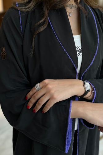 عبايه 22 - حرير مغسول ياباني / طرحه ساده