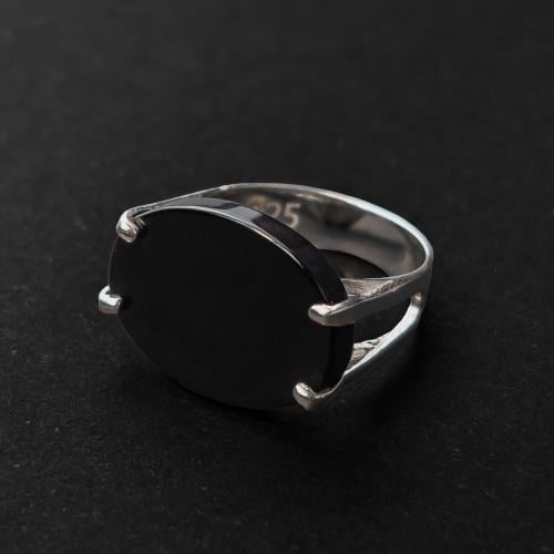 خاتم ملكي أسود فاخر – فضة 925