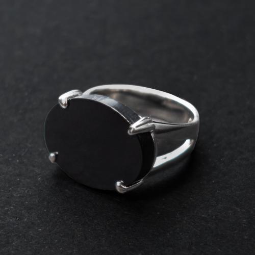 خاتم ملكي أسود فاخر – فضة 925