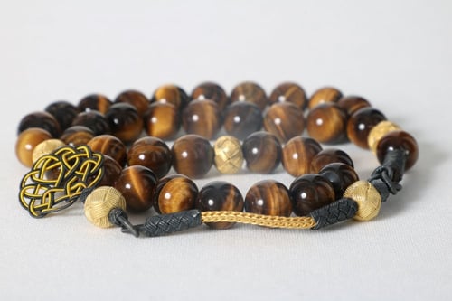 سبحة عين النمر الأصفر