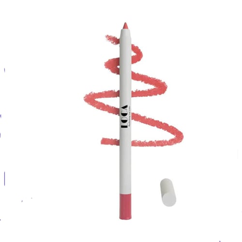 محدد شفاه من لوكا