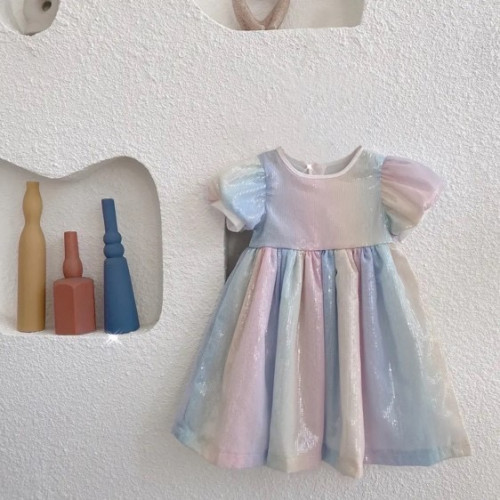 فستان قوس قزح