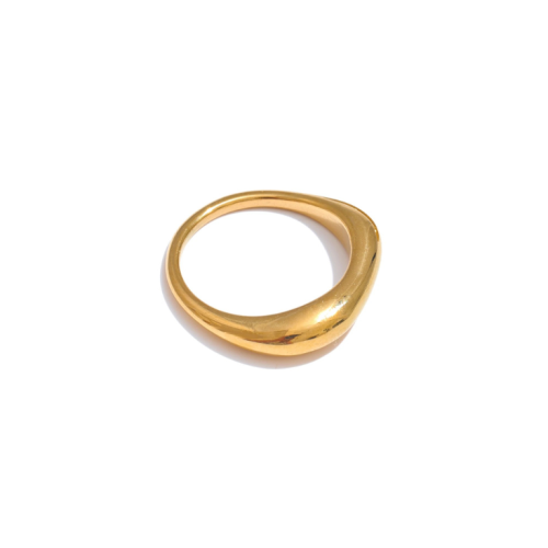 Statement Ring in 18K Gold Plated