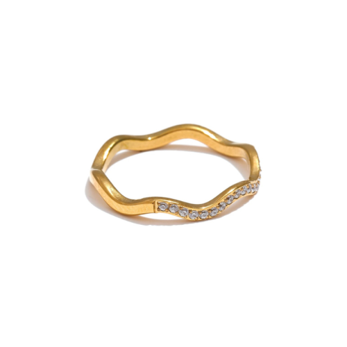 Waves Zirconia Ring in 18K Gold Plated