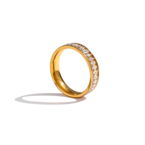 Zirconia Ring in 18K Gold Plated