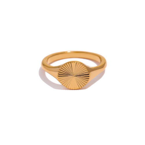 Statement Ring in 18K Gold Plated