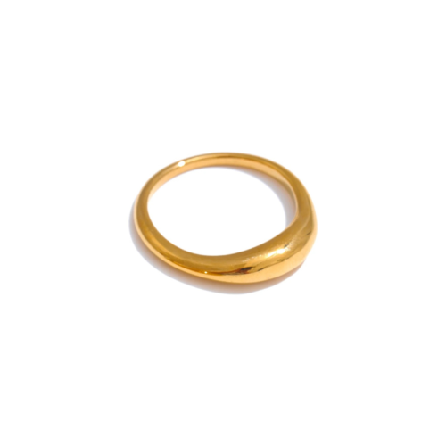 Statement ring in 18K Gold Plated