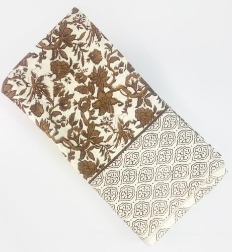 مفرش طاولة - بني