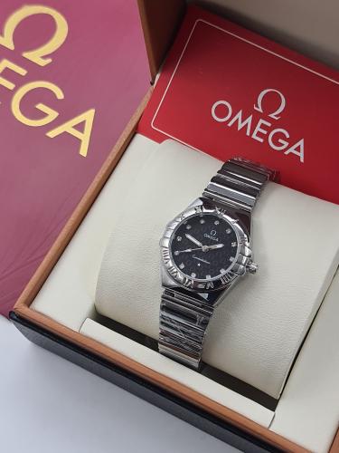 ساعة اوميڤا نسائي مع الملحقات