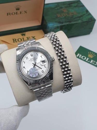 ساعه مع اسوارة من رولكس ازرق الدرجة الاولى مع جميع...