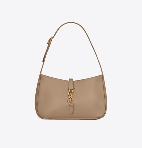 شنطة كتف صغيرة من سان لوران مع علبة الماركة( اخضر...