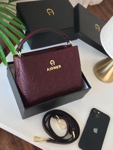 شنطة اقنر هاي كوالتي مع العلبة