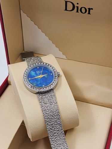 ساعة نسائية من ديور درجة اولى