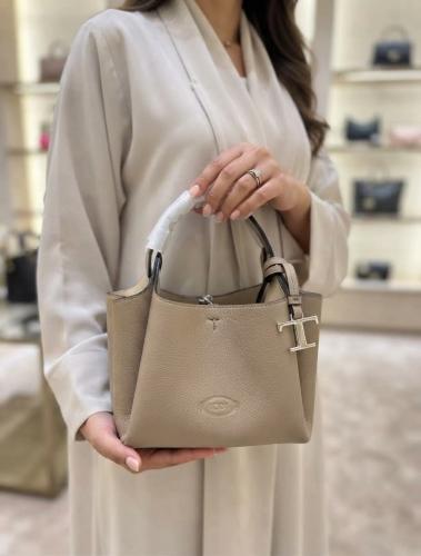 شنطة تودز TOD’S بيج هاي كوالتي ماسترد مع العلبة