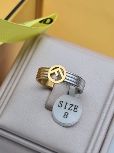 خاتم من ماركه فندي مع الملحقات -3