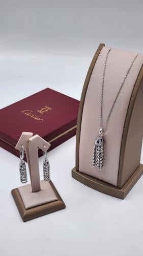 طقم اكسسوار من كارتير فضي مع الملحقات