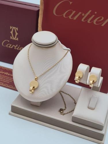 طقم سلسال وحلق ماركة كارتير مع علبه وكيس الماركه