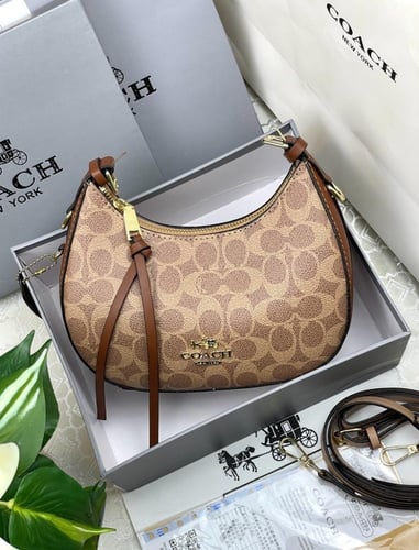 شنط كوتش هاي كواليتي بعلبة المآركه