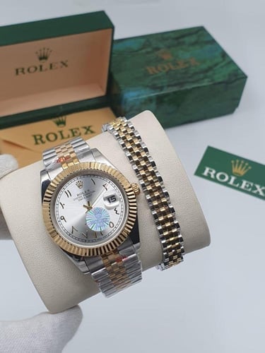 ساعه مع اسوارة من رولكس اسود الدرجة الاولى مع جميع...