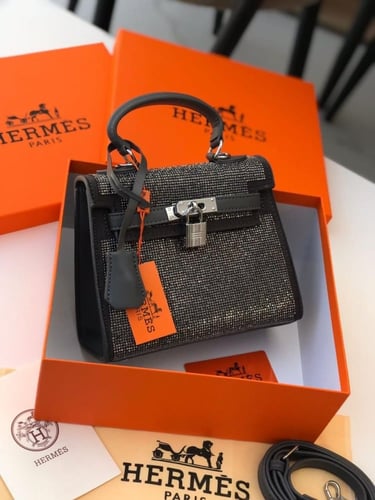 شنط هرمز درجه اولئ بعلبة الماركه