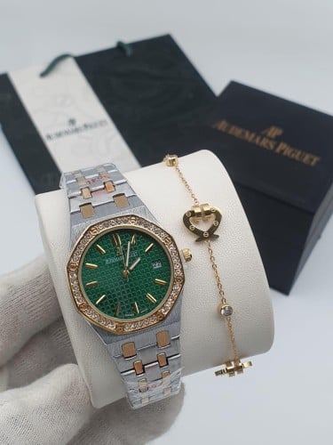 اطقم ساعات نسائيه من ادمر مع اسواره ااخضر مع الملح...