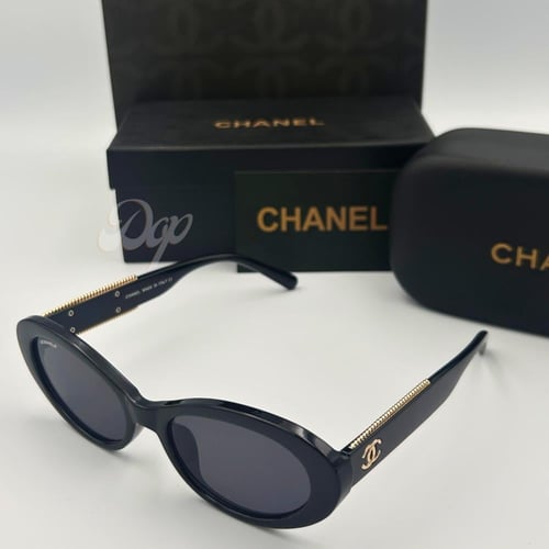 نظارة شانيل EYE-CAT أسود كامل بشعار ذهبي الاصدار ا...