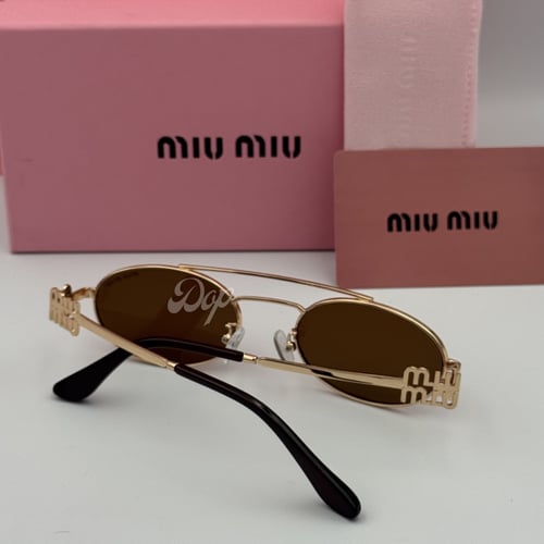 نظارة ميو ميو بيضاوي ذهبي بعدسة بُنية