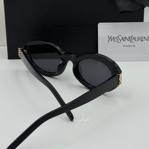 نظارة سان لوران مستدير أسود كامل بشعار ذهبي