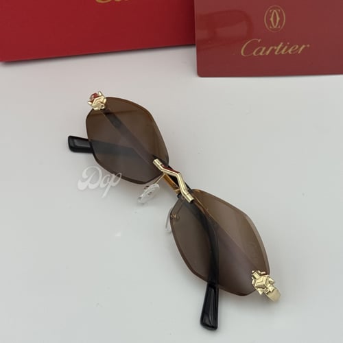 نظارة كارتير معّين بدون اطار عدسة بُنية