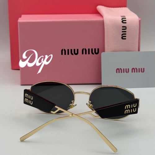 نظارة ميو ميو بيضاوي ذهبي بعدسة سوداء