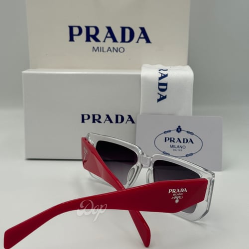 نظارة برادا بإطار شفاف وذراعين حمراء