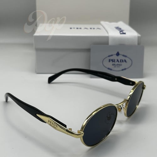 نظارة برادا دائرية باطار ذهبي وعدسة اسود