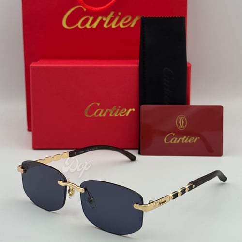 نظارة كارتير خشبي ذهبي بعدسة سوداء الاصدار الرابع