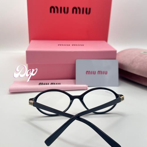 نظارة ميو ميو بإطار أسود وعدسات مستديرة شفافة