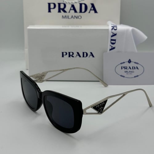 نظارة برادA حديد أسود وفضي