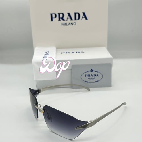 نظارة برادا عدسة مسحوبة أزرق مُدرج بذراع فضي