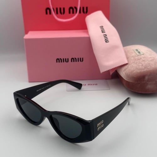 نظارة ميو ميو أسود كامل EYE-CAT