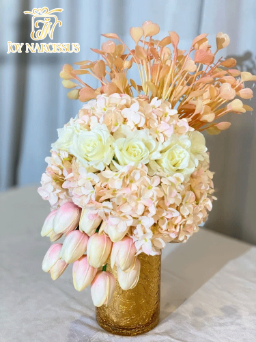 فازة عبق الذهبيه