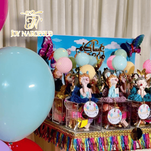 إستاند وتوزيعات بالونات لونا مع عدد 12 حبة توزيعات