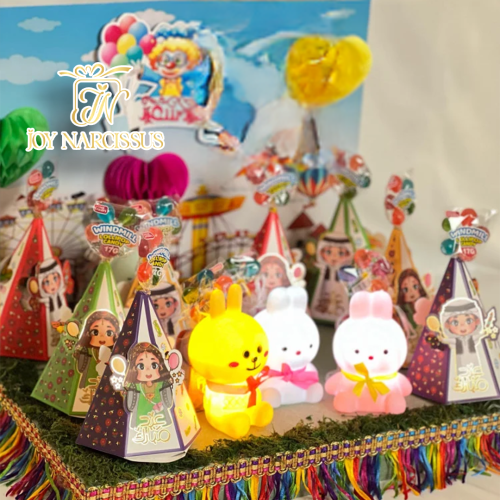 استاند وتوزيعات الحديقة السرية